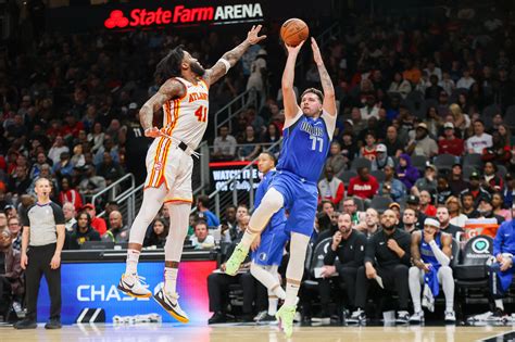 luka doncic total points|Luka Doncic scores Mavs.